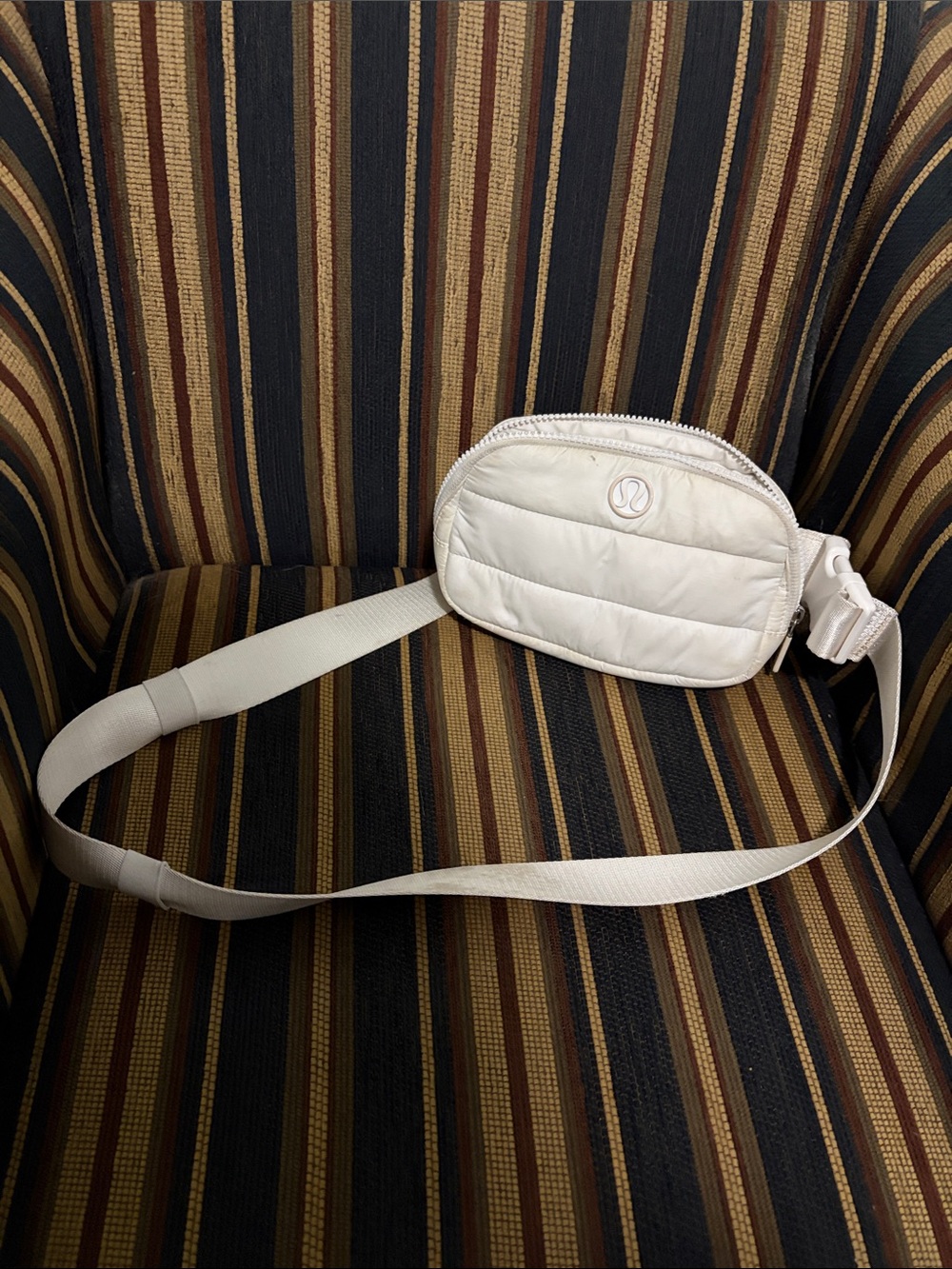 lululemon everywhere belt bag 1L Wunder Puff